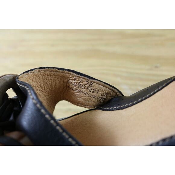 Born 38 Handcrafted Women's Sz 7 Black 3 Button Leather Thong Toe Slide Sandals - Picture 5 of 5